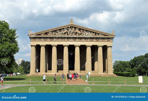 Parthenon Replica at Centennial Park in Nashville Tennessee USA. Editorial Photo - Image of ...