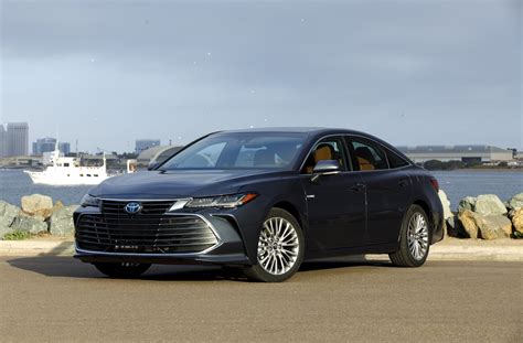 A Week With: 2020 Toyota Avalon Limited Hybrid - The Detroit Bureau