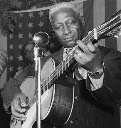 Top 10 Most Authentic Old-Time Blues Artists - Toptenz.net