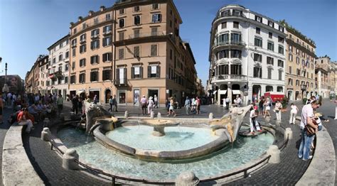 Piazza di Spagna - The best places to visit in Rome, Italy