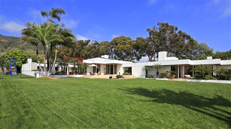 Simon Cowell drops $30m on a Malibu home - 9homes