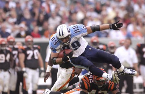 Tennessee Titans legendary tight end Frank Wycheck files lawsuit