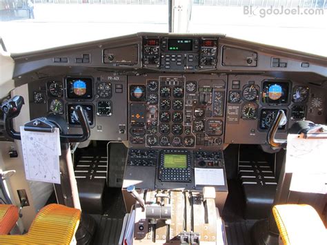 Cockpit do ATR 72 PR-AZX | Joel Andrade | Flickr