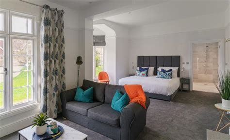 Bedrooms & Suites | Chichester Cathedral