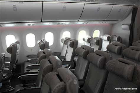 Japan Airlines Takes Delivery of Their First Two Boeing 787 Dreamliners : AirlineReporter