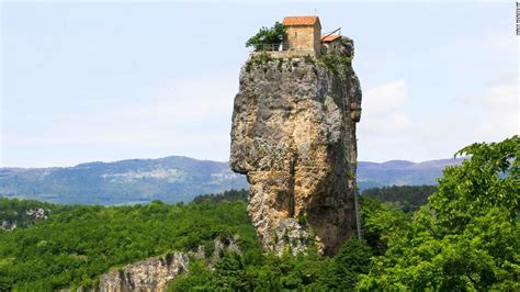 Katskhi pillar in Georgia: One of the world's most isolated churches | CNN Travel