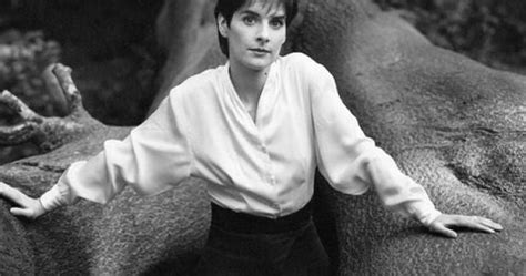 On this day in 1988: Enya's 'Orinoco Flow' starts a three-week run at ...