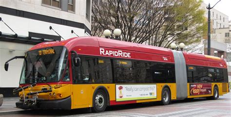 King County Metro RapidRide 2009 New Flyer DE60LFA 6000 | Flickr