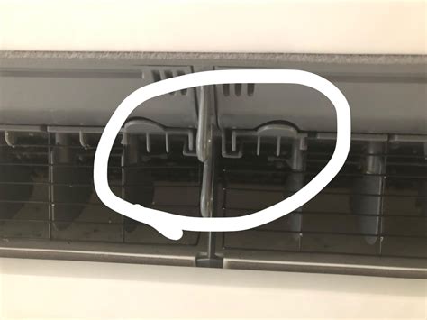 Swinging open vertical vents on Mitsubishi Split MSZ GL09NA : r/hvacadvice