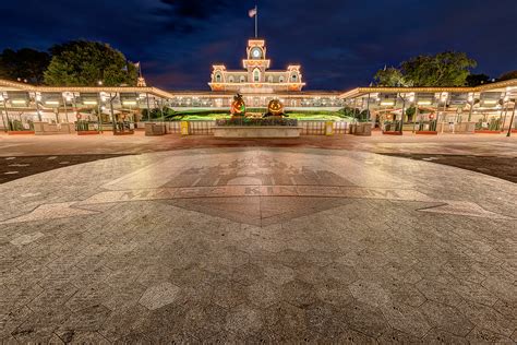 A Magic Kingdom Fall Time Entrance — Matthew Cooper Photography