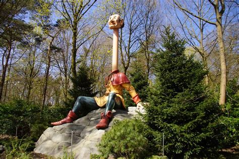 Efteling, the largest theme park in the Netherlands | Heavenly Holland