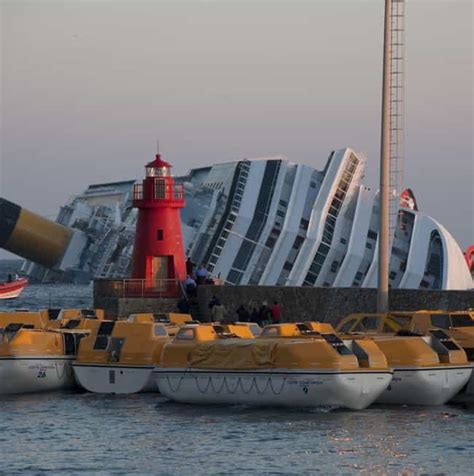 The 15 Worst Cruise Ship Disasters in World History