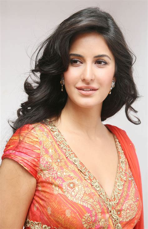 Katrina Kaif 50+ Sexy Photos And Cool HD Wallpapers - IndiaTelugu.Com