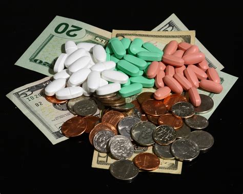 File:Money and pills in three colors.jpg - Wikimedia Commons