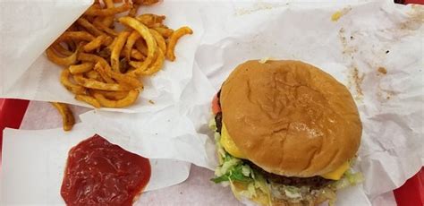 DAN'S HAMBURGERS, Austin - 844 Airport Blvd - Restaurant Reviews, Photos & Phone Number ...