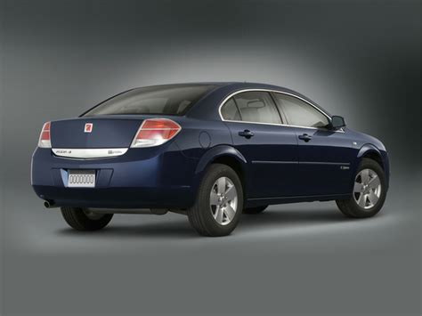 Saturn Aura Hybrid - Model Years, Generations & News | Cars.com