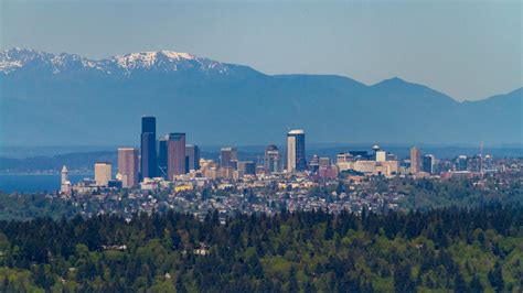 Seattle and the Olympic Mountains : r/CityPorn