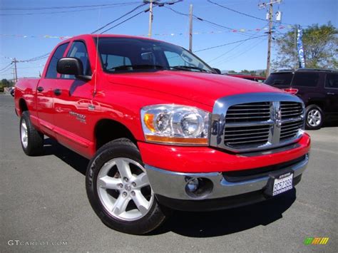 2006 Flame Red Dodge Ram 1500 SLT Quad Cab 4x4 #71010196 Photo #4 ...