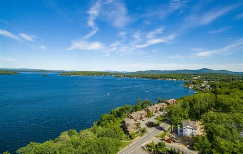 Meredith Bay - Gated Lake Homes Winnipesaukee | Southworth Clubs