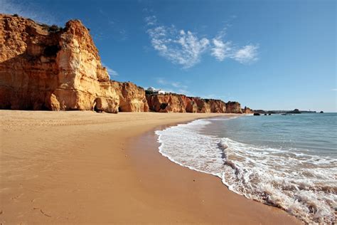 Praia da Rocha, uno de los grandes atractivos del Algarve - Mi Viaje