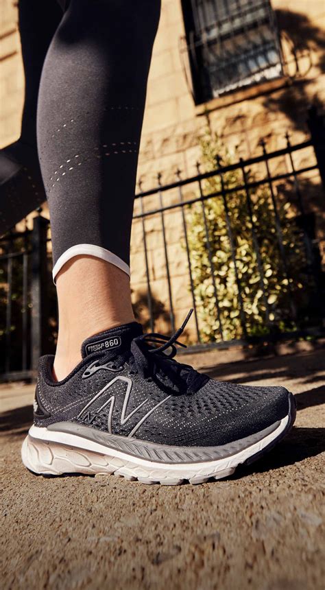 Women's Running Shoes - New Balance