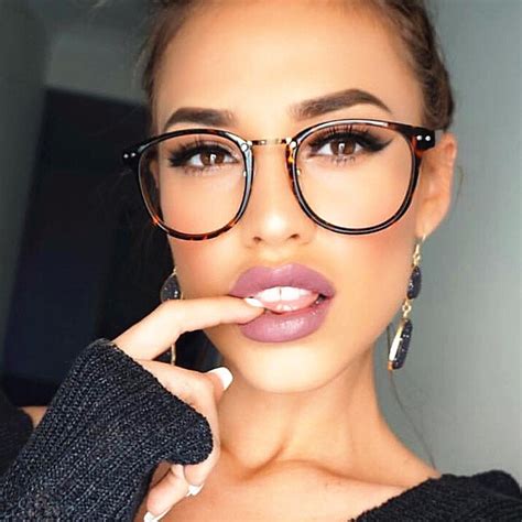 2019 Wholesale Rivet Women Optical Glasses Frame Designer Eyeglass ...