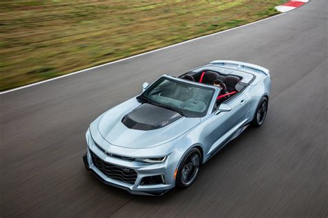 Prueba: Chevrolet Camaro convertible del 2021, el rendimiento que esperarías de un “muscle car ...