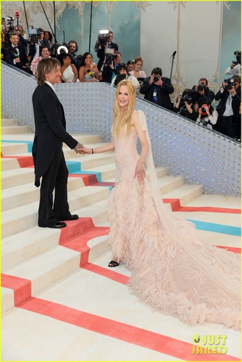 Photo: keith urban nicole kidman met gala 2023 red carpet 19 | Photo ...