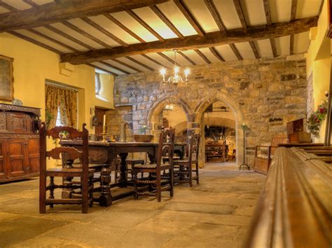 Washington Old Hall, Dining Room © David Dixon cc-by-sa/2.0 :: Geograph Britain and Ireland