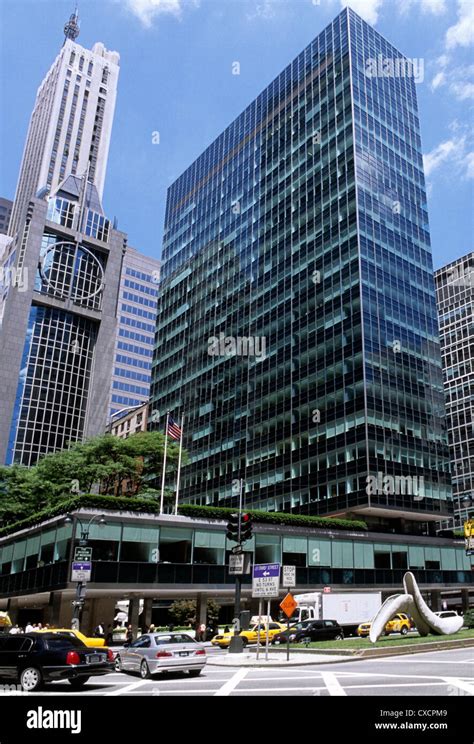 Lever House New York City Park Avenue USA Stock Photo: 50683033 - Alamy