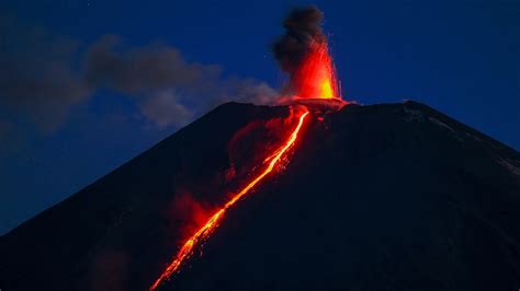 In Photos: Eurasia’s Highest Volcano Erupts in Russia’s Kamchatka - The Moscow Times