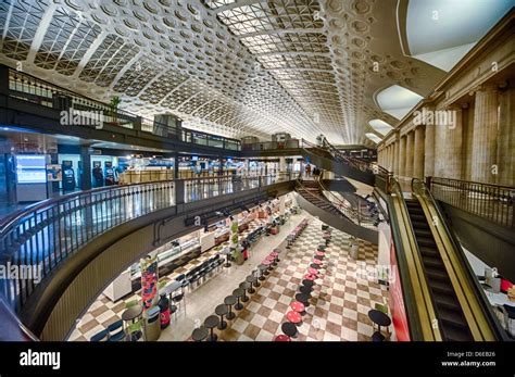 Union Station shopping mall Washington DC USA Stock Photo - Alamy