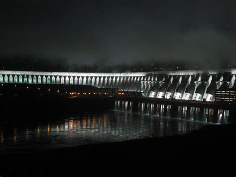 Itaipu at night | The Itaipu Dam is the world leader in hydr… | Flickr