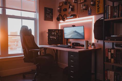 3D Artist Desk Setup