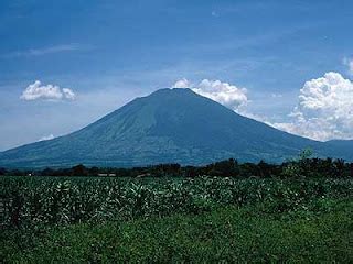 El Salvador Tours!: El Salvador Volcanoes!