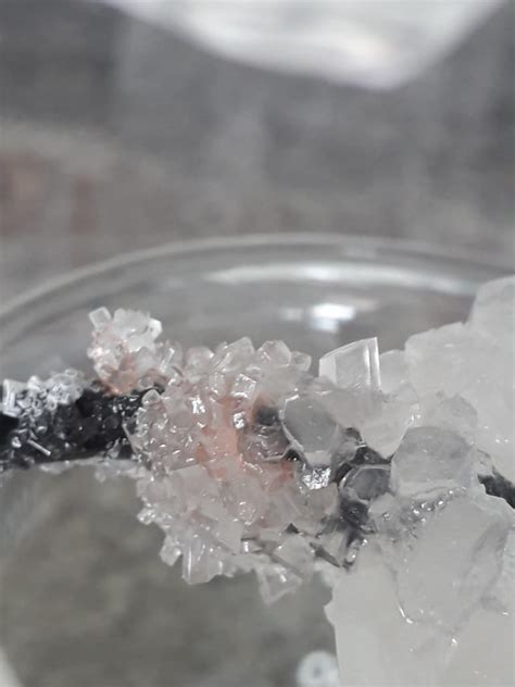 Sodium Thiosulfate Pentahydrate Crystals (Na2S2O3x5H2O) : chemistry