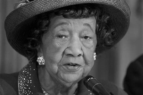 Biography of Dorothy Height: Civil Rights Leader