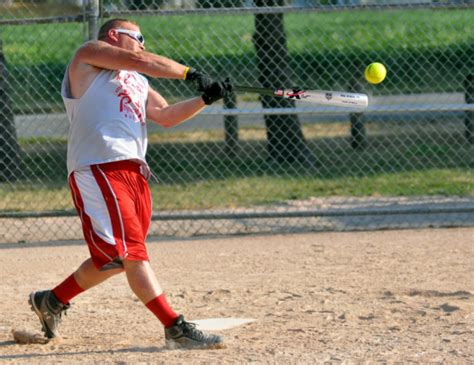 Slow-Pitch vs Fast-Pitch Softball