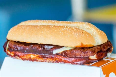 McDonald's McRib Sandwich Review | Worth The Hype? - TheFoodXP