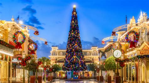 Magic Kingdom Completely Booked for Christmas Day 2023 as Tickets & Reservations are No Longer ...