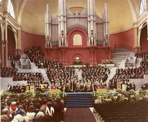 The Open University celebrates 50th anniversary of its first graduation ceremony - OU News