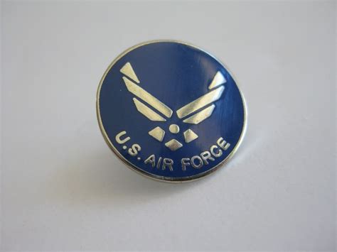 U. S. Air Force Airman 1" Round Silvertone Blue Enamel Lapel Hat Pin ...