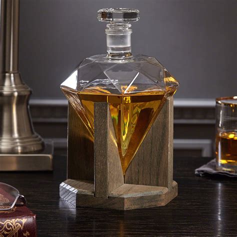 Diamond Whiskey Decanter | The Green Head