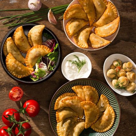 What Are Empanadas: A Guide on Everything You Need to Know — Matero