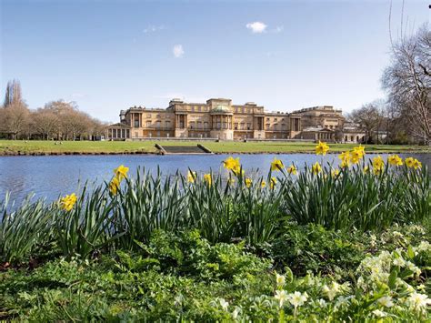 Queen Elizabeth Is Opening Buckingham Palace's Gardens to the Public