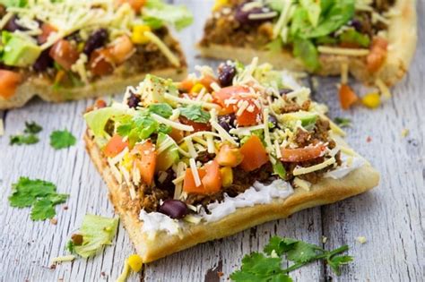 Taco Pizza (Vegan & Super Easy) - Vegan Heaven