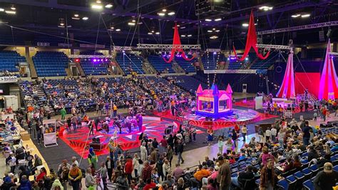 Ansar Shrine Circus brings show to Springfield for 75th year | WICS