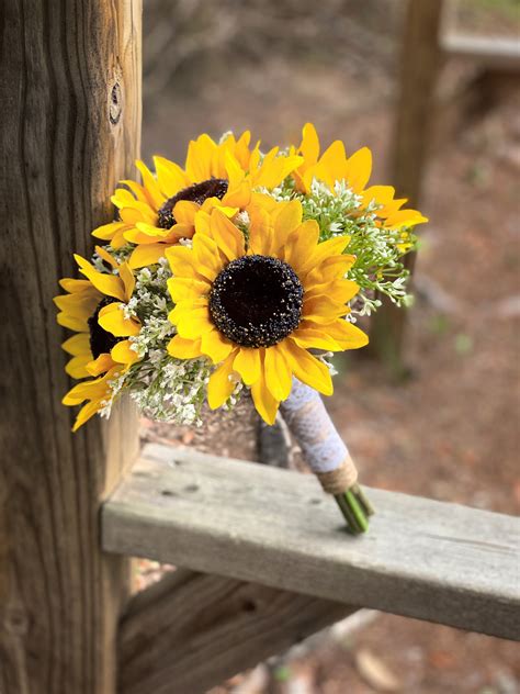 Sunflower and Baby's Breath Bouquet Wedding Bouquet | Etsy