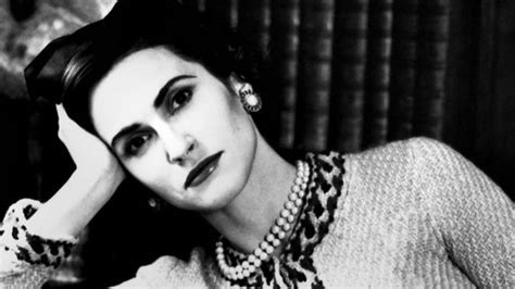 Coco Chanel: de la absoluta pobreza al mayor icono de la historia de la ...