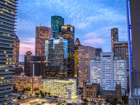 As Houston skyline soars, high-rise apartments offer commanding views - CultureMap Houston